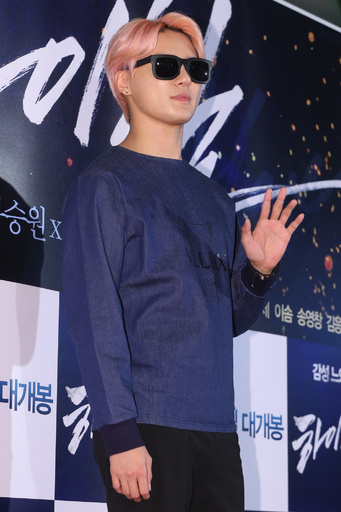 韓国映画『ハイヒール』VIP試写会、ジュンスやチェ・ジウらが出席