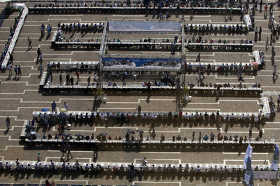 チェス 520人と同時対局でギネスに挑戦、イスラエル