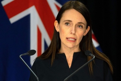NZ首相、来月辞任の意向表明