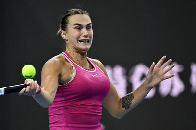 サバレンカ白星発進 サッカリに圧勝 WTAファイナルズ