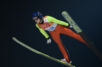 イラシュコ・シュトルツが2連勝、総合首位に浮上 ジャンプW杯女子