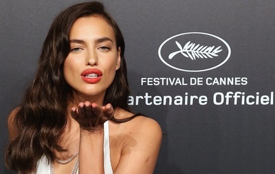 「ショパール」カンヌ映画祭でパーティ、ゲストたちの華やかなドレス