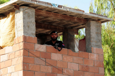 ビンラディン追跡で米CIAに協力のパキスタン人医師、反逆罪で禁錮33年