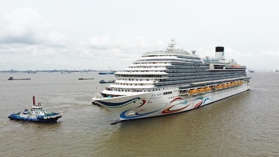 中国に16階建て豪華客船が誕生 その名は「魔都」