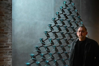 ベネチアビエンナーレ、戦時のアートの役割を問う ウクライナ館