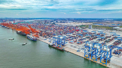 中国、自国西部とASEANや欧州を結ぶ物流の新ルートに注力