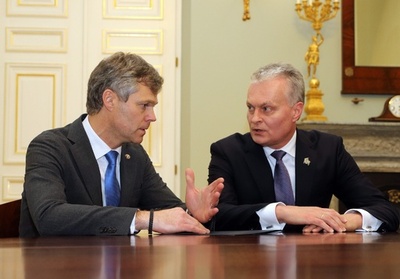 リトアニアとロシア、冷戦時代のような「スパイ交換」