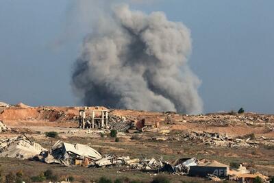 イスラエル軍の攻勢強まる中ガザ市民避難、64人死亡の報告も