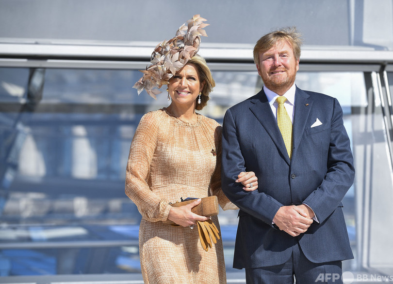 ドイツを公式訪問のオランダ王妃 華麗な帽子姿 写真10枚 国際ニュース Afpbb News