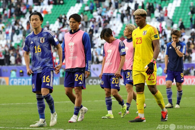 日本はイランに敗れベスト8敗退、終了間際に逆転PK許す アジア杯