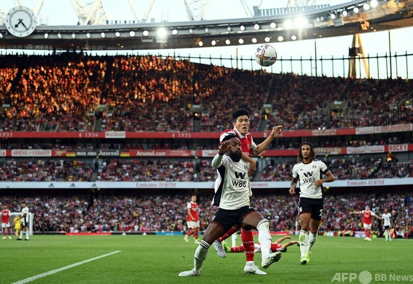 リバプールが9発で今季初白星 マンCはハーランドがハット