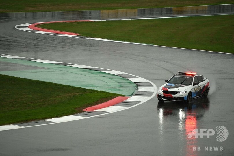 英国GPは雨天中止、主催者はシルバーストーンの路面を批判