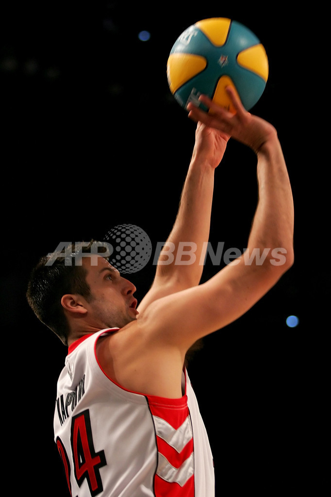 カポノ 3ポイントシュートアウトで連覇を達成 写真11枚 国際ニュース：AFPBB News