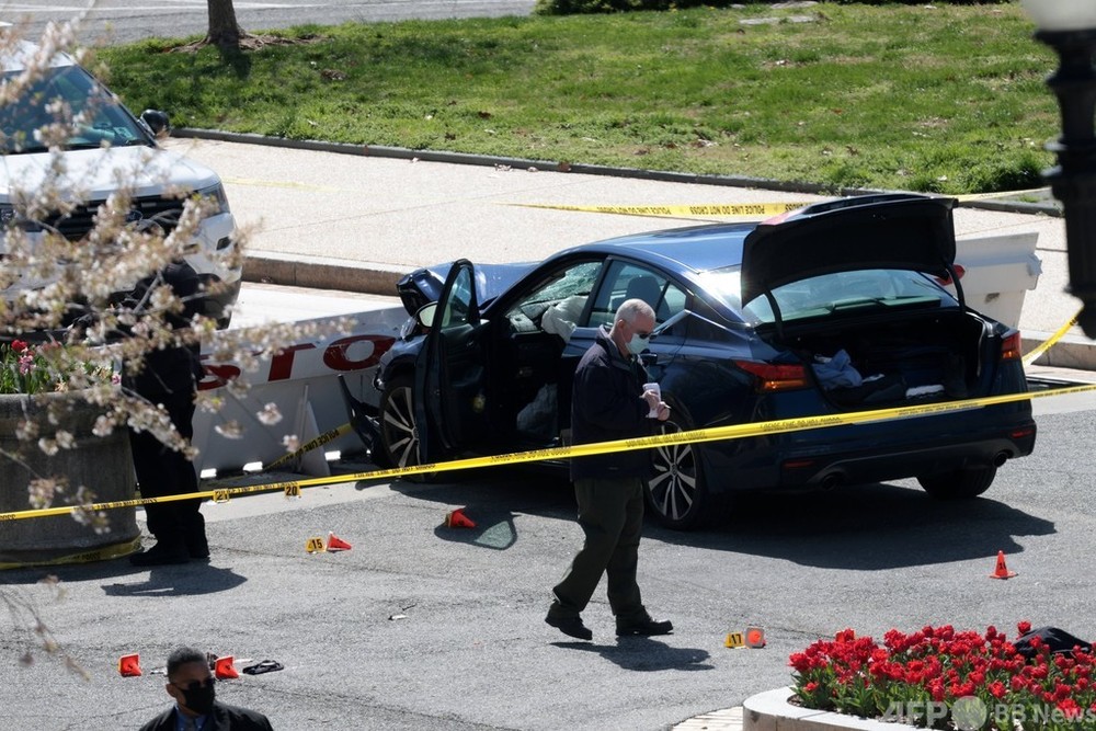 米議会そばに車突入 警官2人死傷 容疑者射殺 写真12枚 国際ニュース Afpbb News