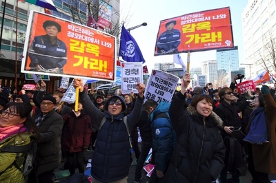 韓国憲法裁、朴槿恵大統領の罷免を宣告