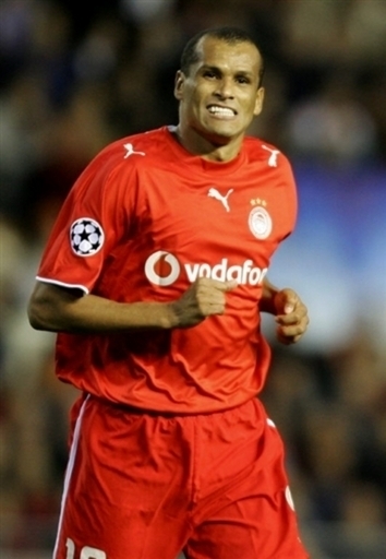 AEKアテネ 元ブラジル代表のリバウドを獲得