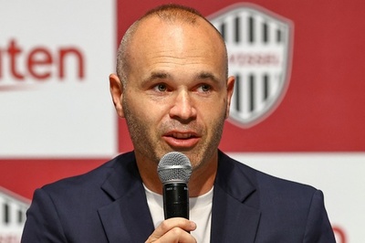 イニエスタ、ヴィッセル神戸と2年間の契約延長