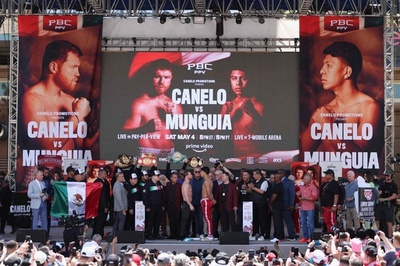 カネロとムンギアが前日計量パス Sミドル級タイトルマッチ