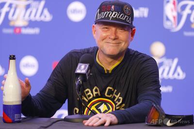ナゲッツがマイケル・マローンHCを解任