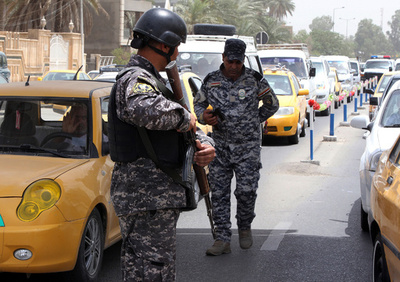 イラク、爆弾攻撃などで28人死亡 花嫁一行狙った爆破も