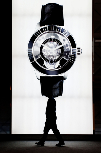 高級時計、「ぜいたくの時代は終わり」 見本市バーゼルワールド