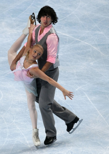 ムホルトワ／トランコフ組がペアを制す、フィギュアGP第1戦