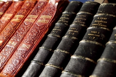 誤った「サイホン」の定義、世界の辞書に1世紀 豪の物理学者が指摘