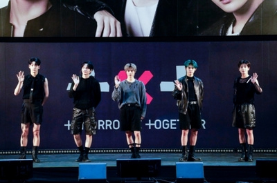 TXT、日本主要チャートを席巻 – KOREA WAVE