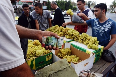 物資不足のガザ地区、食料品など高騰