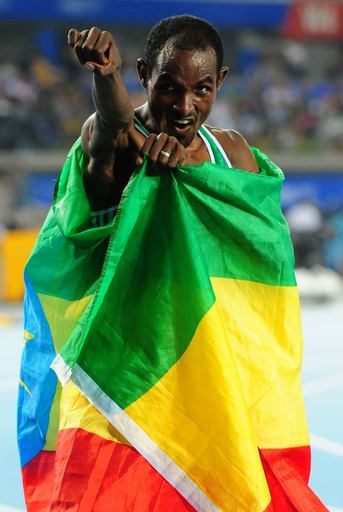 ジェイランが男子1万メートルを制す ベケレは棄権、世界陸上大邱大会