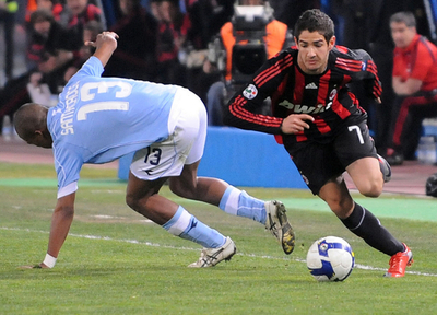 ACミランとナポリはスコアレスドローに終わる