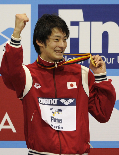 入江が男子200背泳ぎで世界新記録