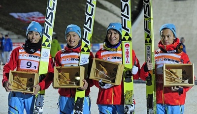 日本が団体で開幕戦3位、ジャンプW杯男子