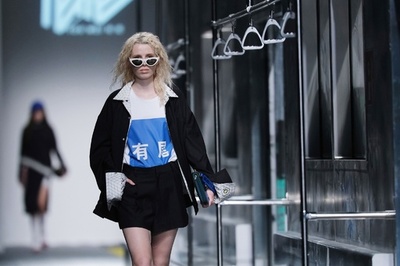 上海ファッションウィーク「YOU WEI」19年春夏