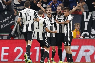 ユベントスが快勝で首位奪還、イグアインも3試合ぶりのゴール