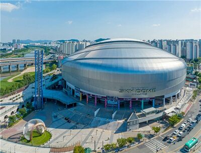 ソウル・高尺スカイドーム屋根に重大欠陥…来年3月まで補修、照明・スピーカーは半減