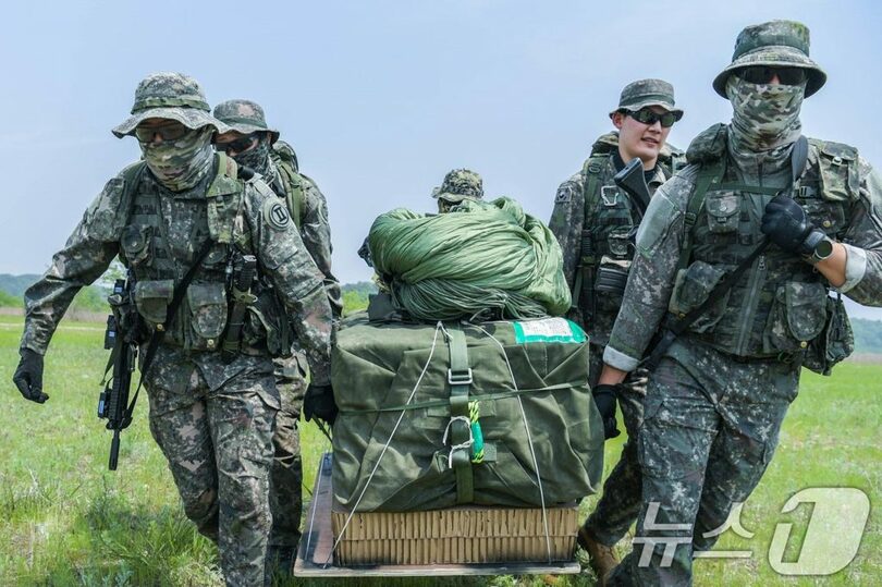 2025年5月16日、訓練中の韓国軍＝陸軍提供(c)news1