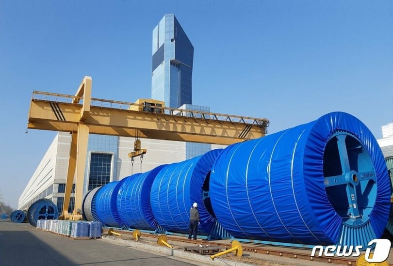 出荷を控えた大韓電線の超高圧ケーブル＝大韓電線提供(c)news1