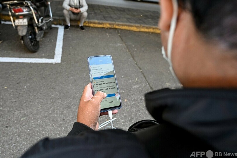 アルゴリズムとの闘い 中国の料理宅配ライダーたちの苦境