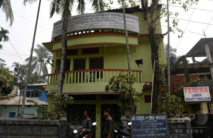 養子あっせん業者の女2人、子ども17人の人身売買容疑で逮捕 印