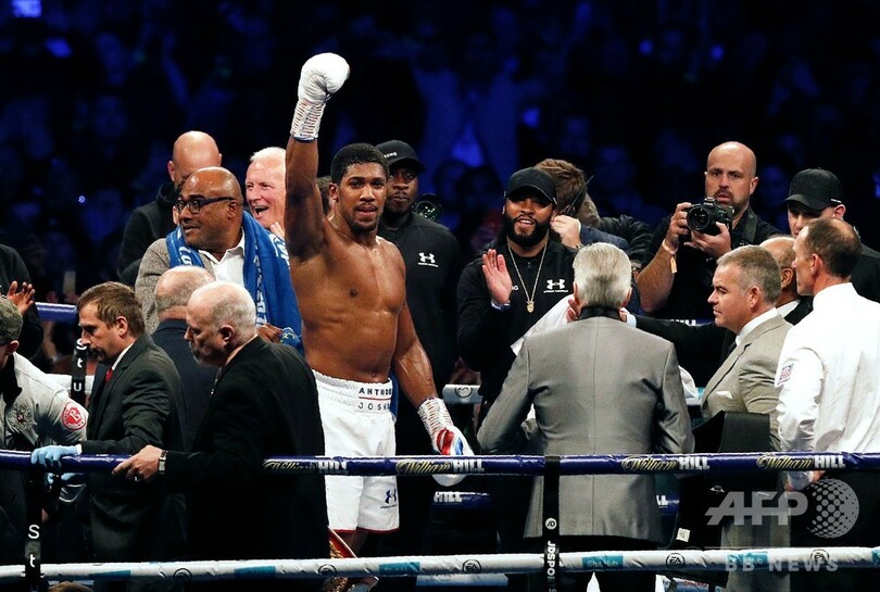 ジョシュア、ポベトキンにTKO勝ちでヘビー級統一王座を防衛