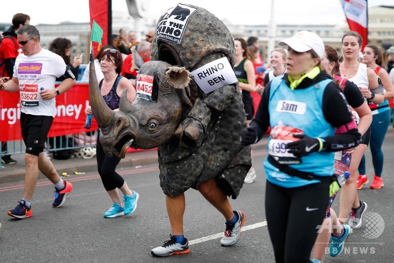 完走できるかな 仮装ランナーも参加 ロンドン マラソン 写真16枚 国際ニュース Afpbb News