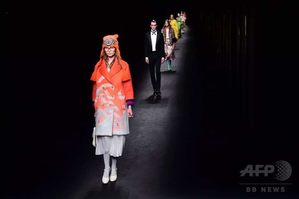 「グッチ」16/17年秋冬コレクション