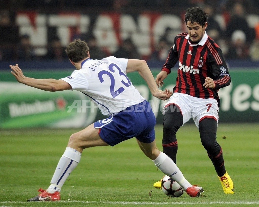 マンチェスター・ユナイテッド ミランに先勝、ルーニー2得点 写真15枚