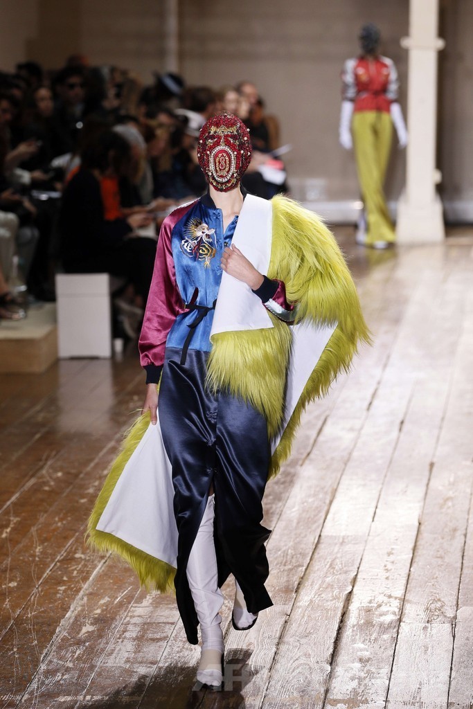 ヴィンテージファブリックで創るスタイル、「メゾン マルタン マルジェラ」14/15年秋冬オートクチュール