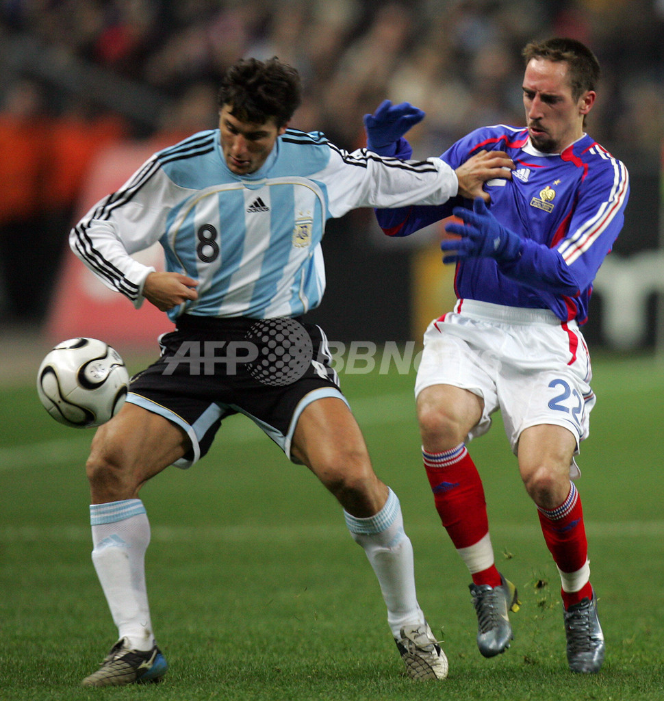 サッカー アルゼンチン代表 2006 ホーム ＃22 ルイス・ゴンザレス XL サッカー アルゼンチン代表 2006 ホーム ＃22 ルイス・ゴンザレス XL