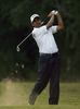 ショットを放つShamin Khan。(c)AFP/World Sport Group/PAUL LAKATOS