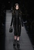 米ニューヨーク市内で発表された「アレキサンダー ワン（Alexander Wang）」15/16年秋冬コレクション（2015年2月14日撮影）。(c)AFP/Getty Images/Neilson Barnard