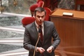 フランス・パリの国民議会で話すオリビエ・ベラン保健相（2020年4月29日撮影）。(c)Ludovic MARIN / POOL / AFP