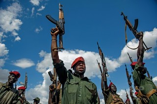 南スーダンに新たな反政府組織、政府軍の元副参謀総長が結成宣言 南スーダンに新たな反政府組織、政府軍の元副参謀総長が結成宣言
